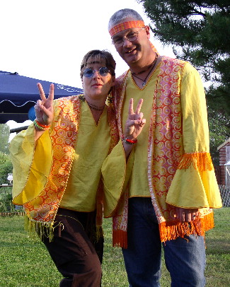 http://nachodonut.files.wordpress.com/2009/05/hippies_yellow1.jpg